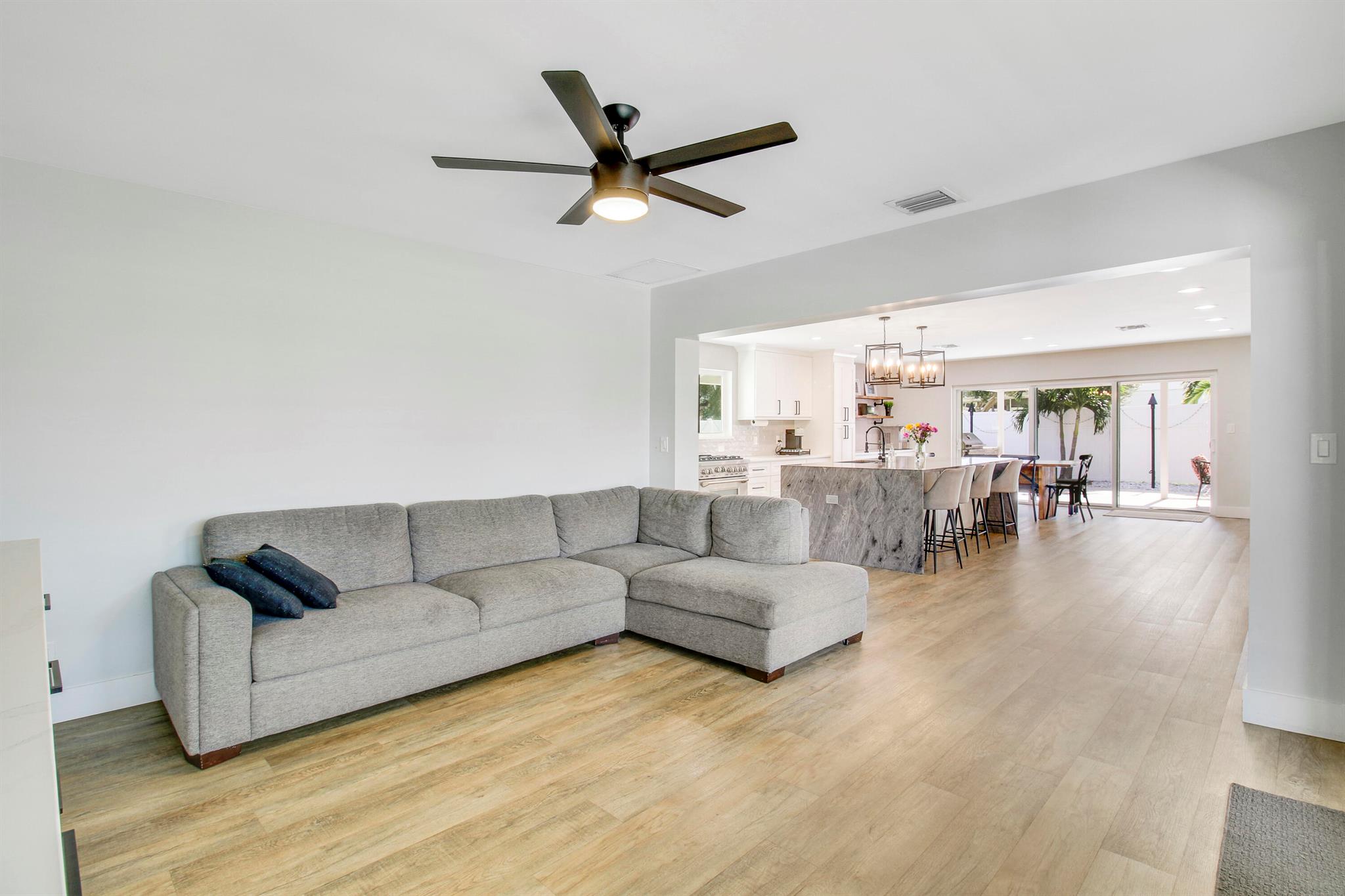 523 Harbour Road