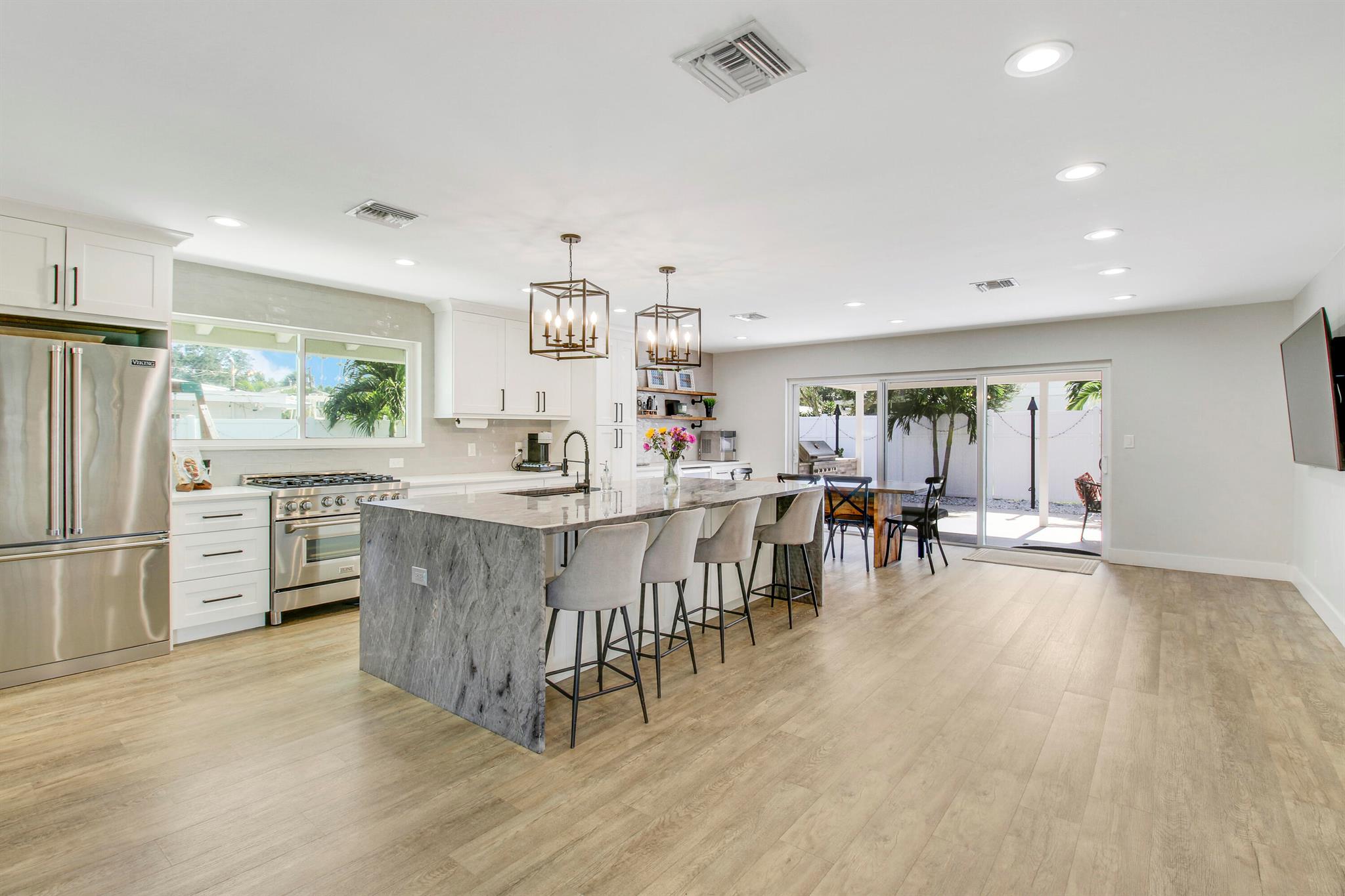 523 Harbour Road