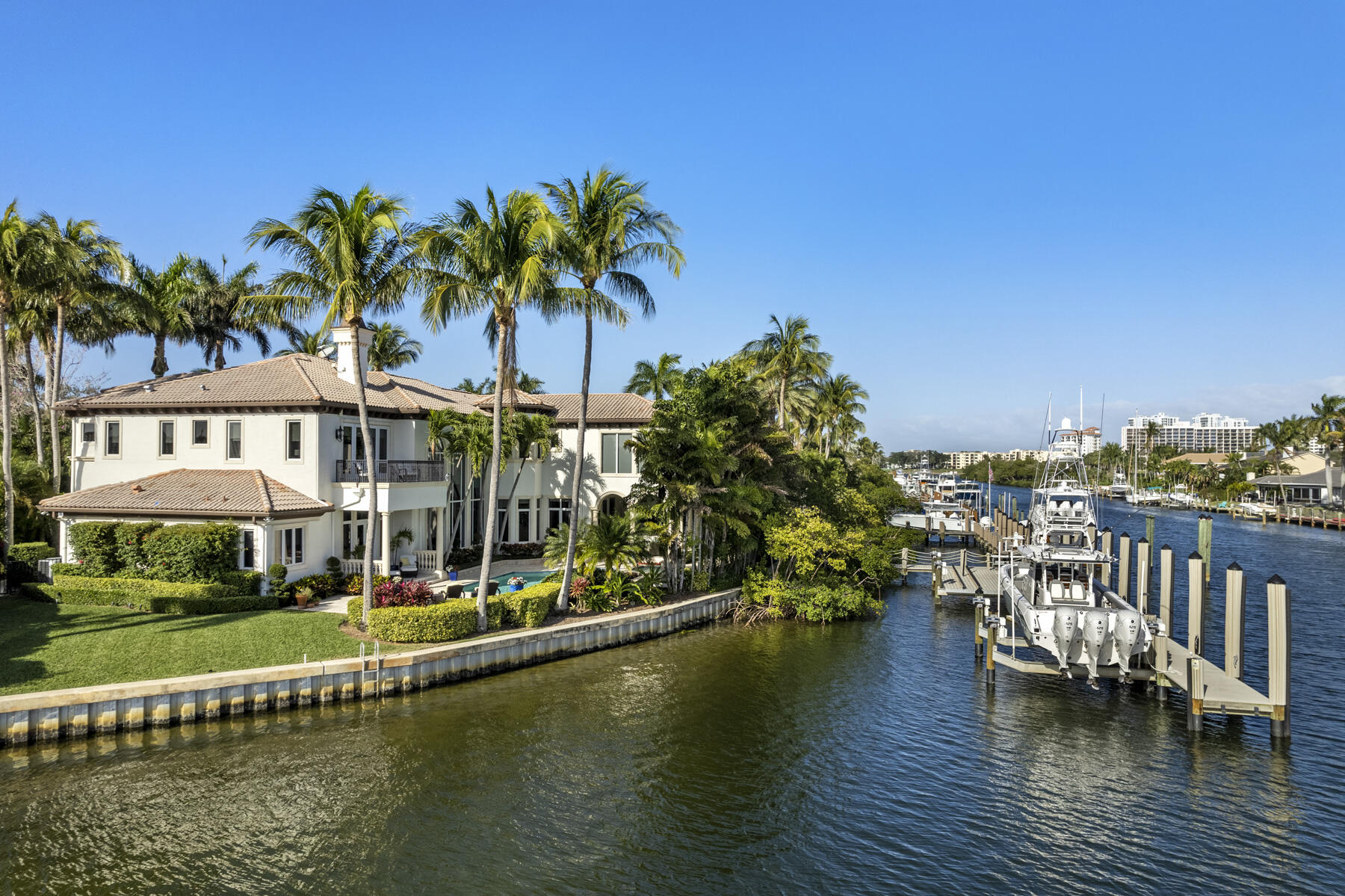 756 Harbour Isles Court