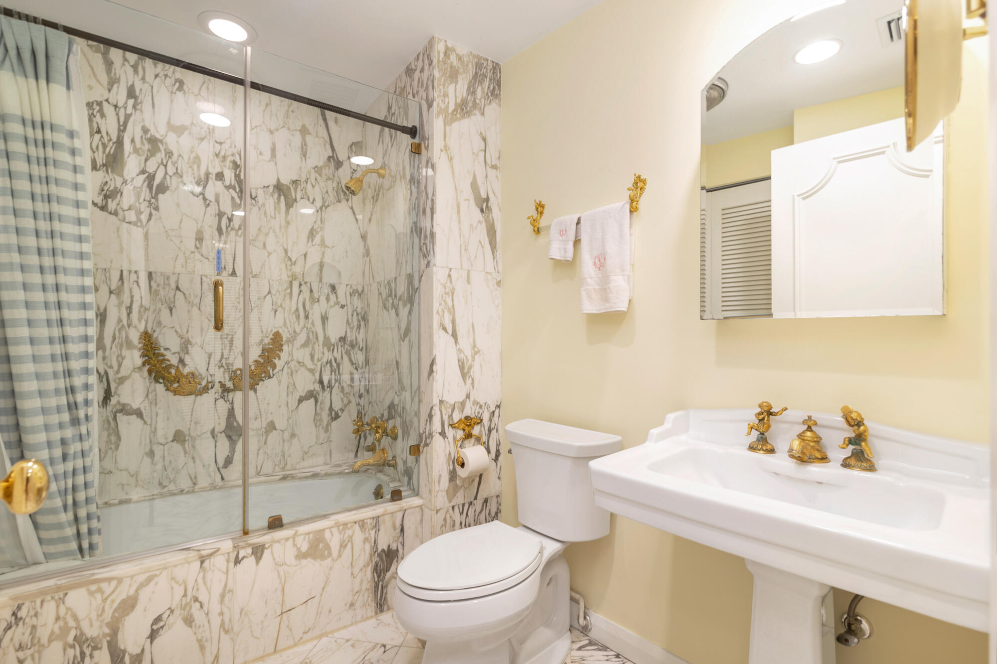 100 Royal Palm Way 4-A, Palm Beach Unit: 4-A