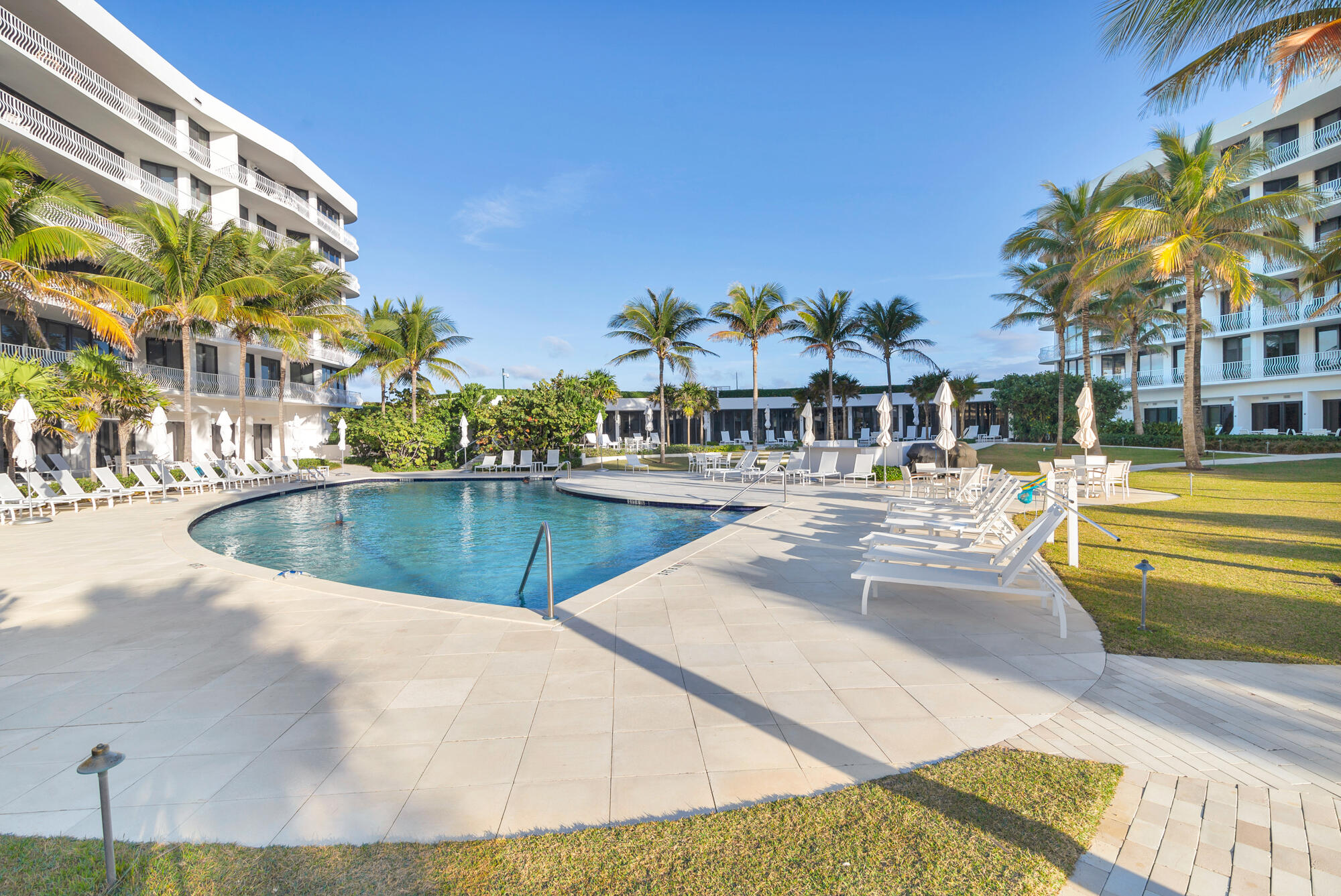 2000 S Ocean Boulevard 208-S