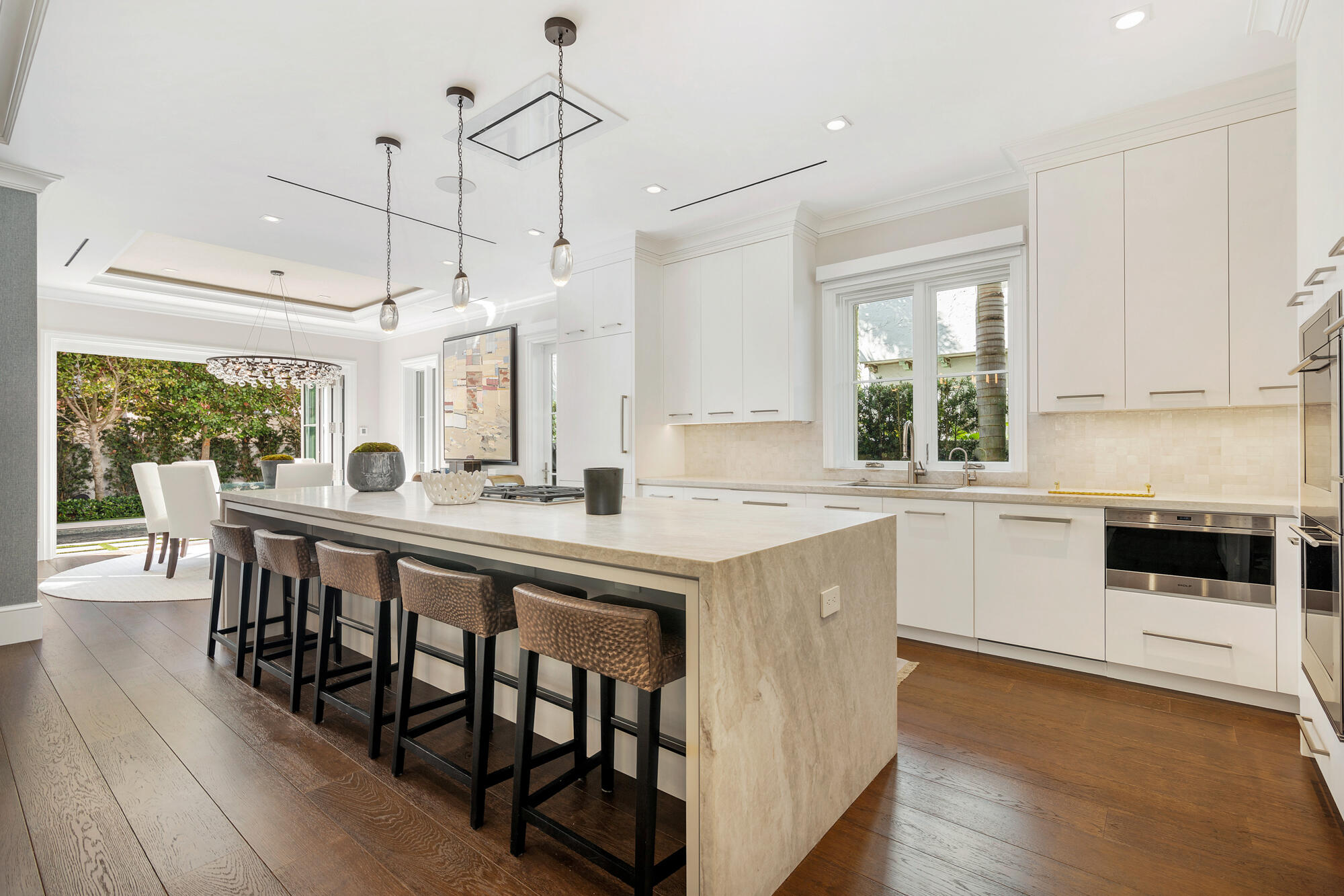 218 Everglade Avenue