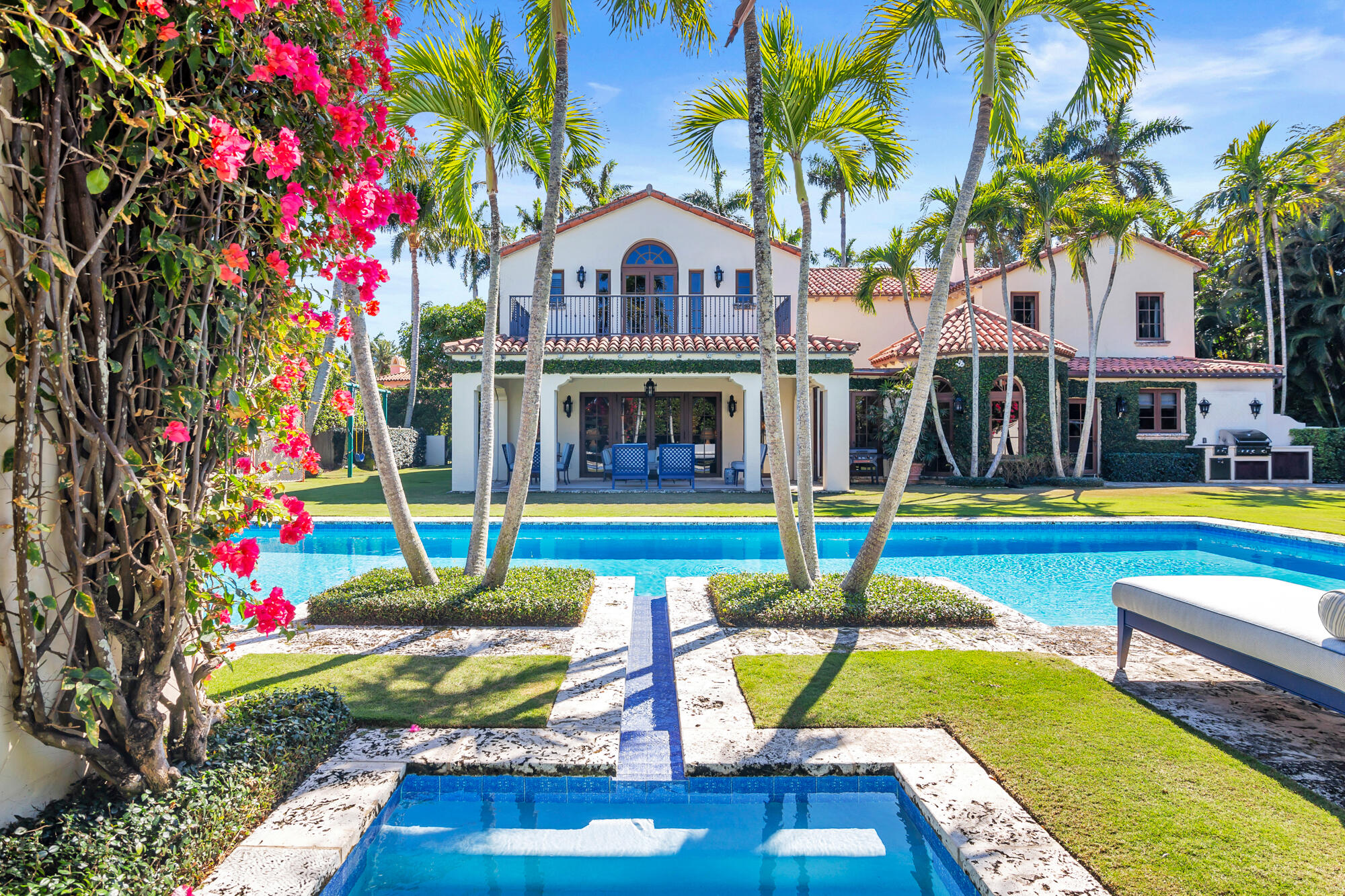237 El Bravo Way