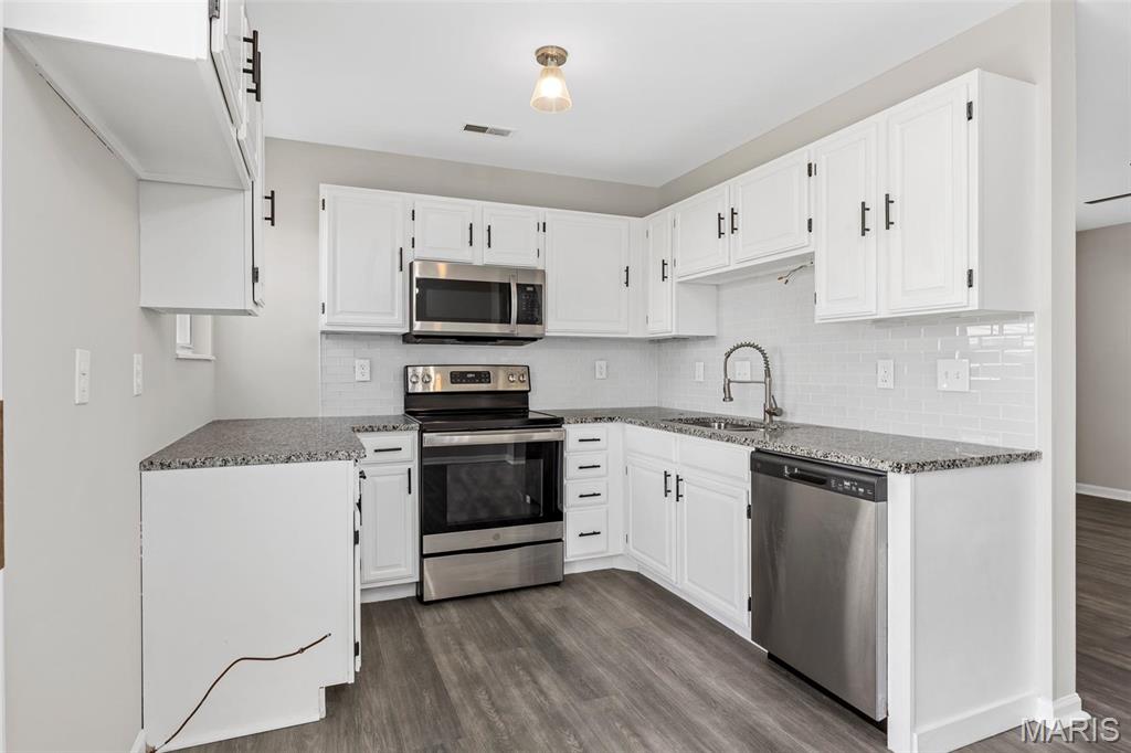 16535 Victoria Crossing Drive Unit: B