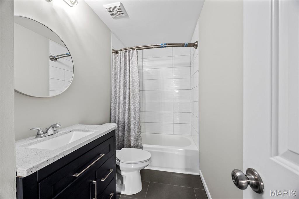 16535 Victoria Crossing Drive Unit: B