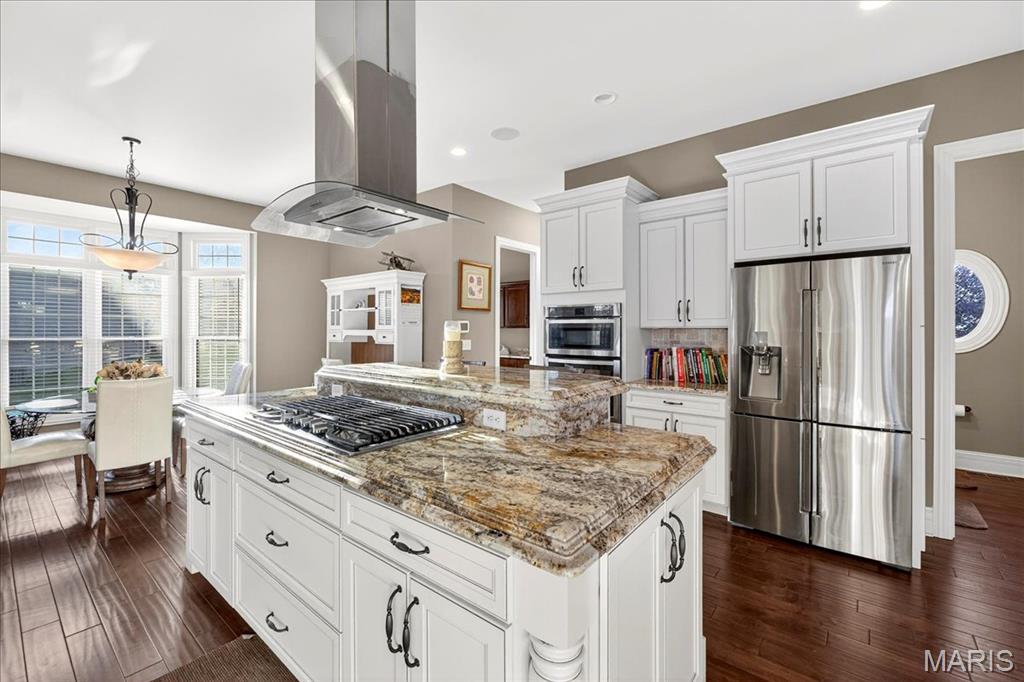 16906 Bottlebrush Court