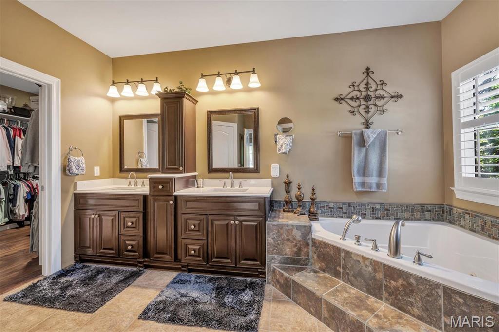 1028 Marions Cove Drive