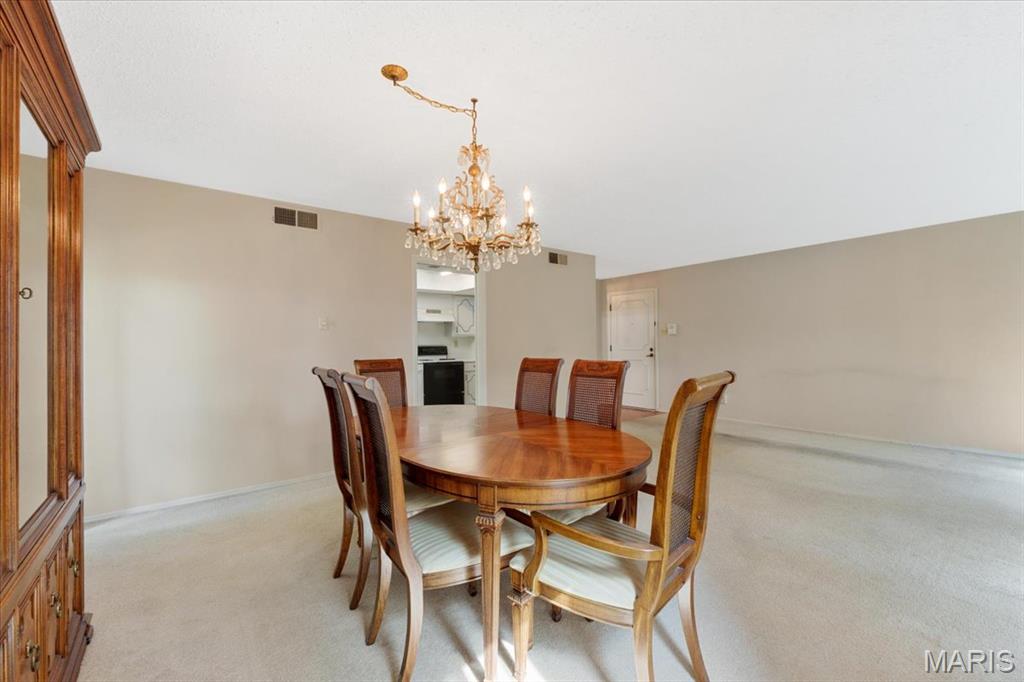 910 Claytonbrook Drive Unit: 1