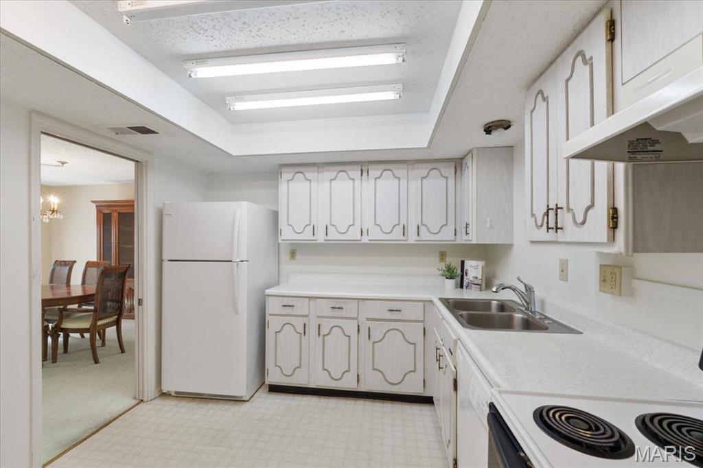 910 Claytonbrook Drive Unit: 1