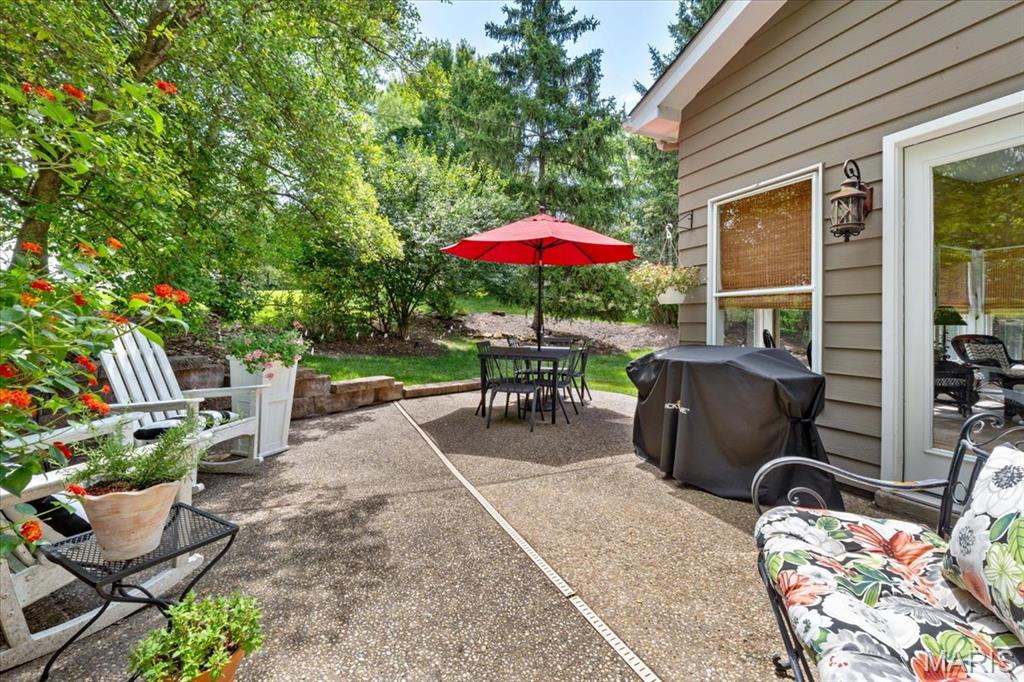 318 Berry Bush Court