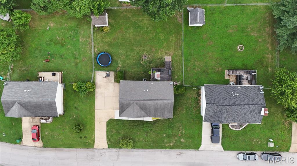 1732 Lewis Lane