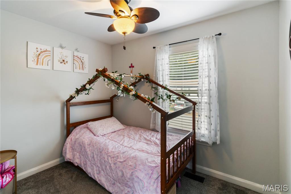 1732 Lewis Lane