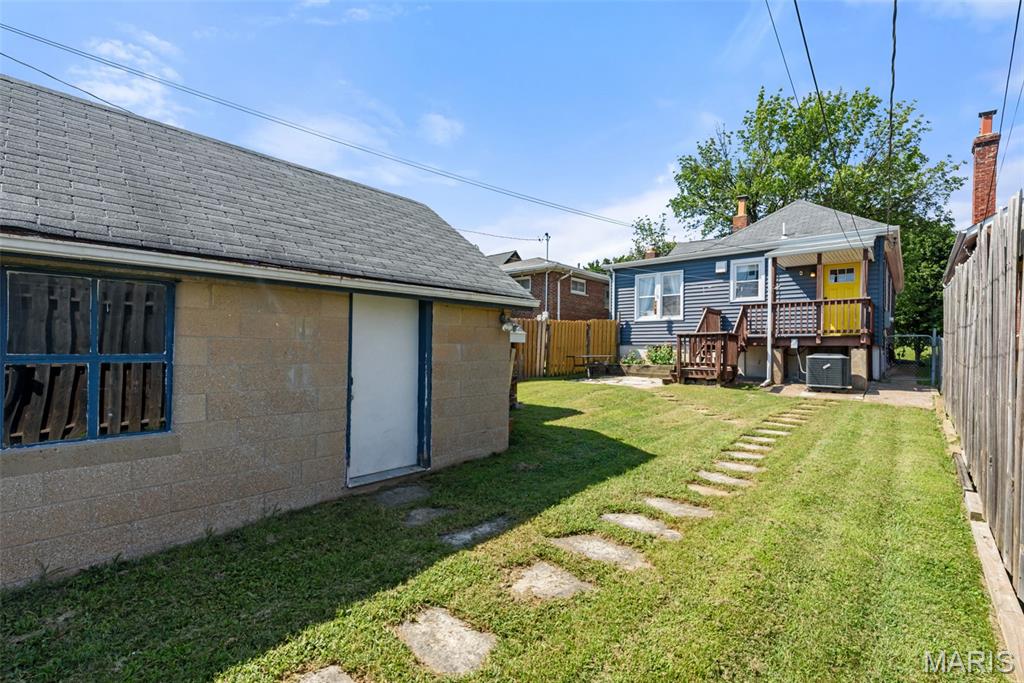 6126 W Park