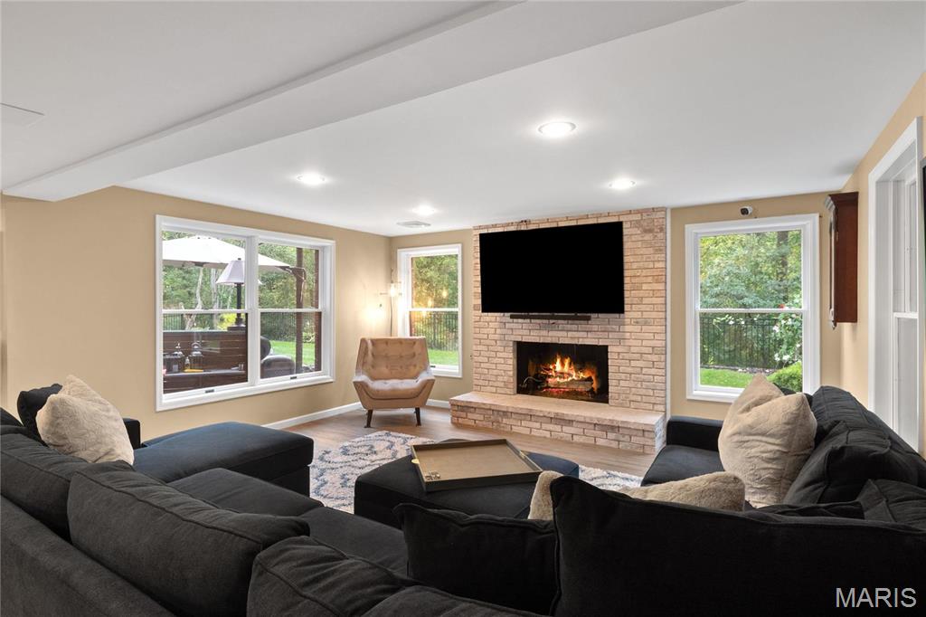 13552 Weston Park Drive