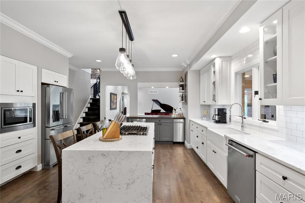 13552 Weston Park Drive