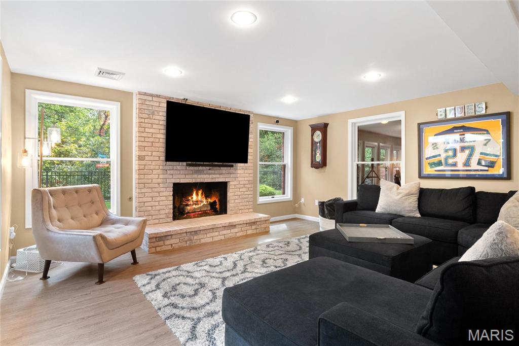 13552 Weston Park Drive