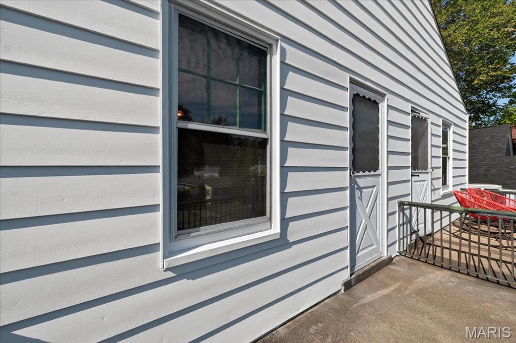 7114 Drury Lane