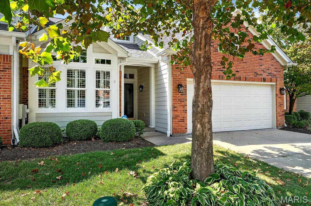 153 Vonbehren Drive