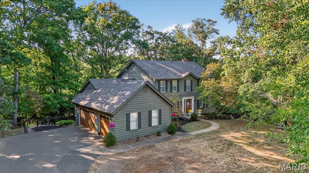 525 Black Canyon Court