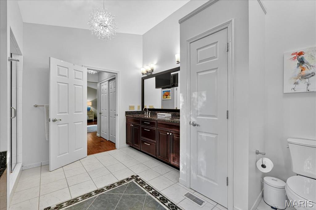 525 Black Canyon Court