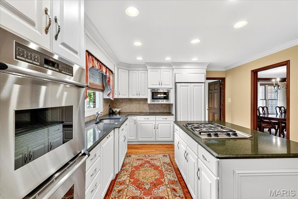 2405 Fairoyal Drive
