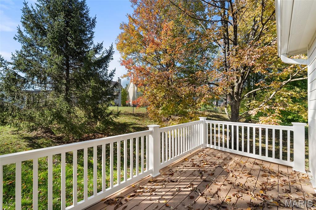 16866 Chesterfield Bluffs Circle