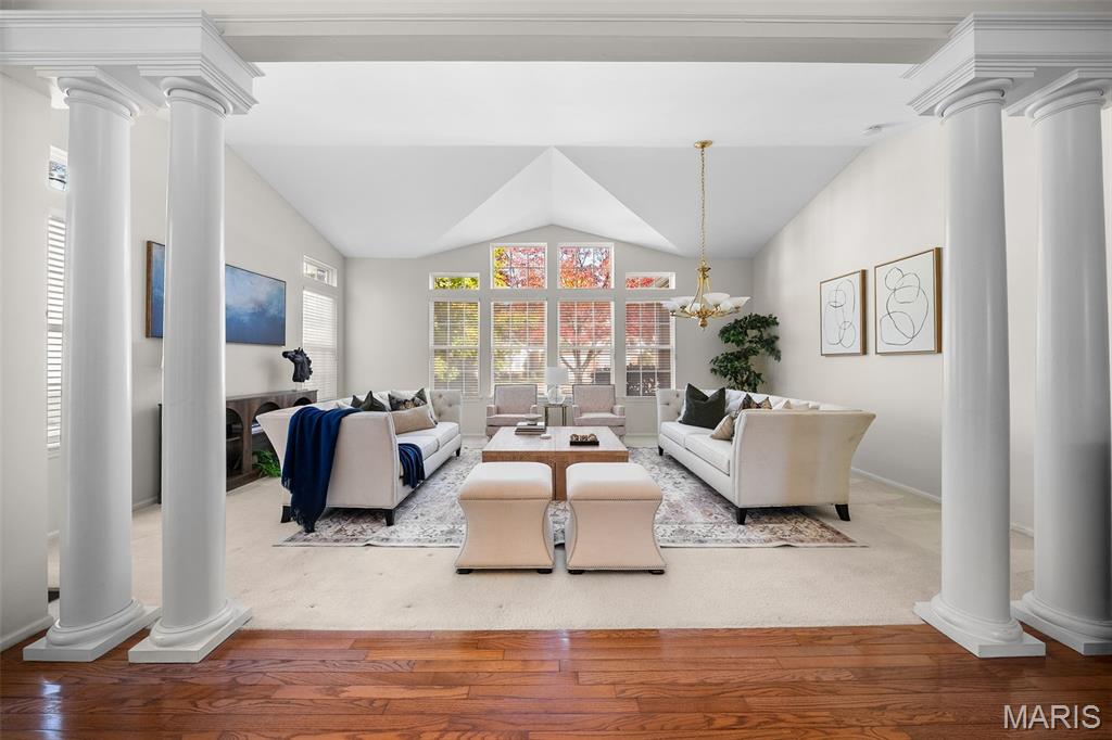 16866 Chesterfield Bluffs Circle