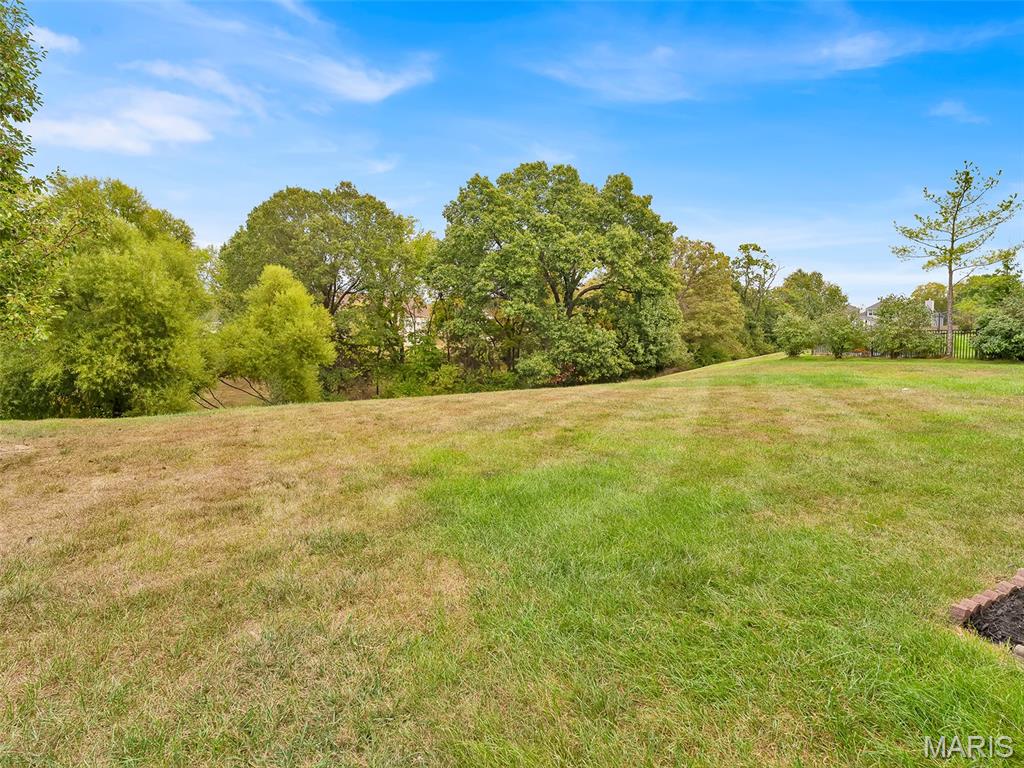 524 Dartmouth Crossing Drive