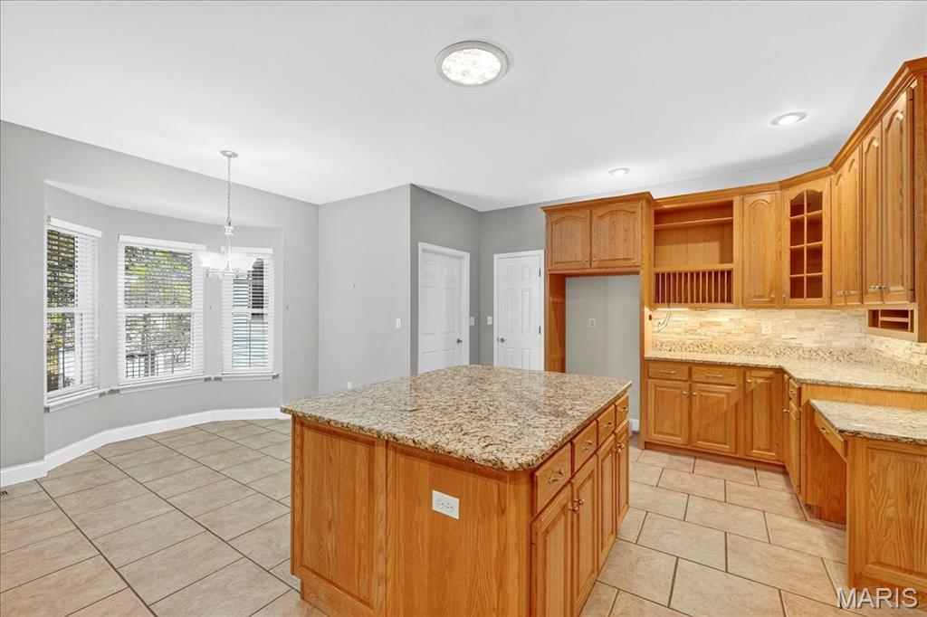 3940 Indian Ridge Lane