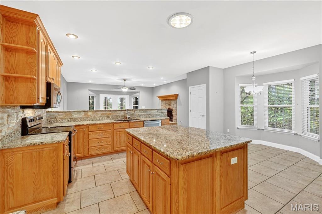 3940 Indian Ridge Lane