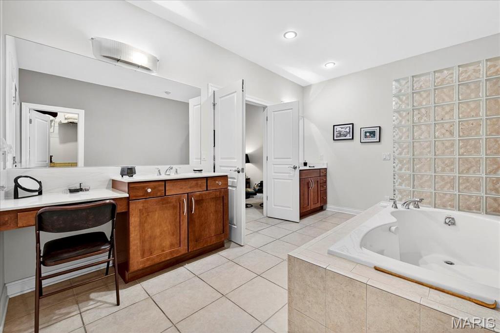 21 Old Belle Monte Road