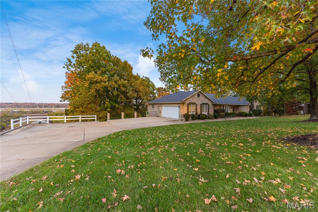 4344 Iron Mountain Bluff