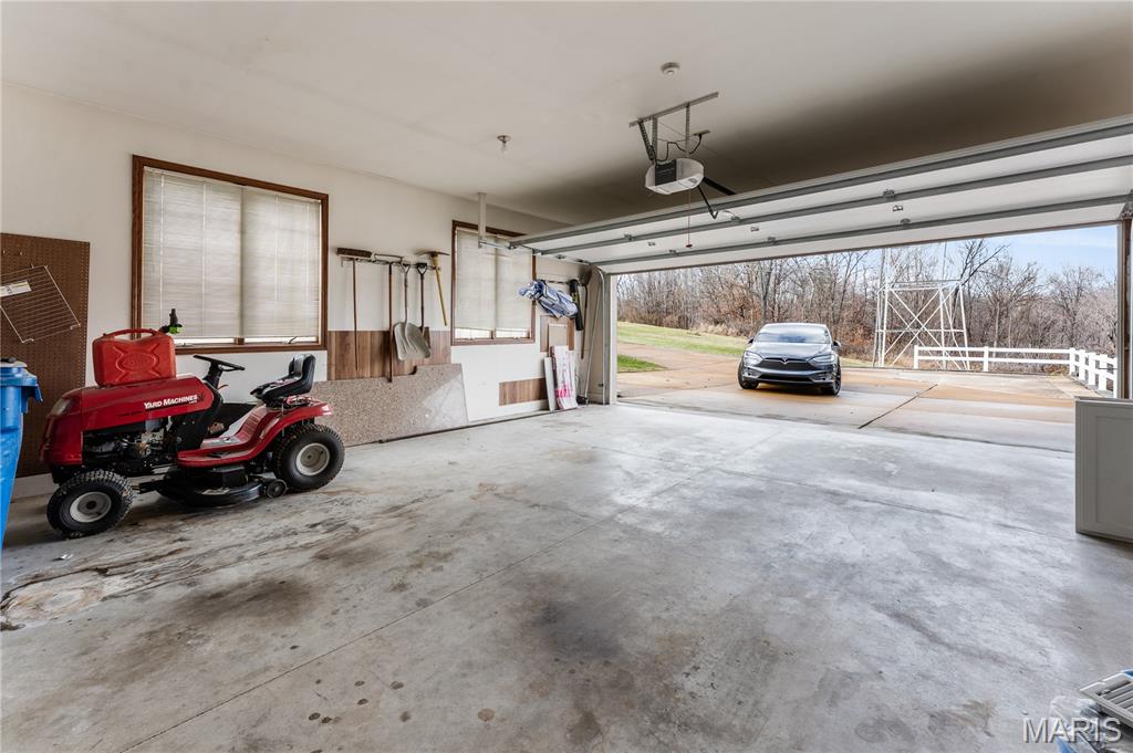 4344 Iron Mountain Bluff
