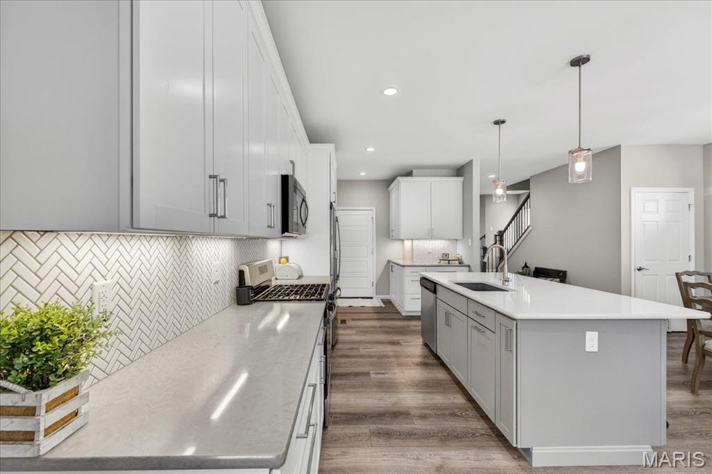 2425 Windswept Farms Drive