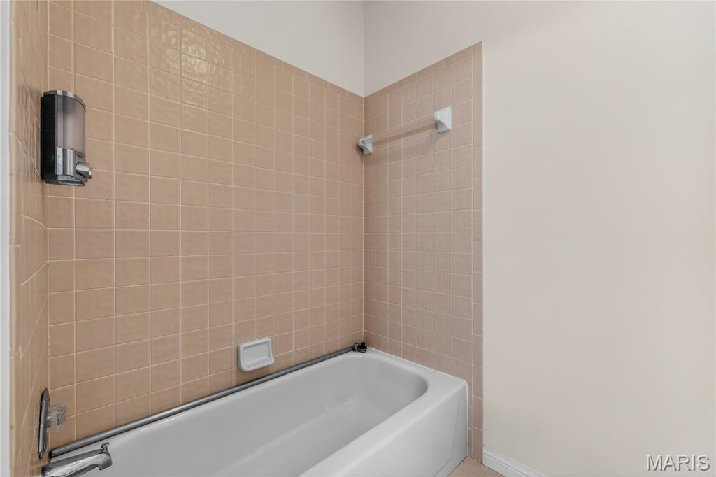 1747 Baxter Forest Valley Court