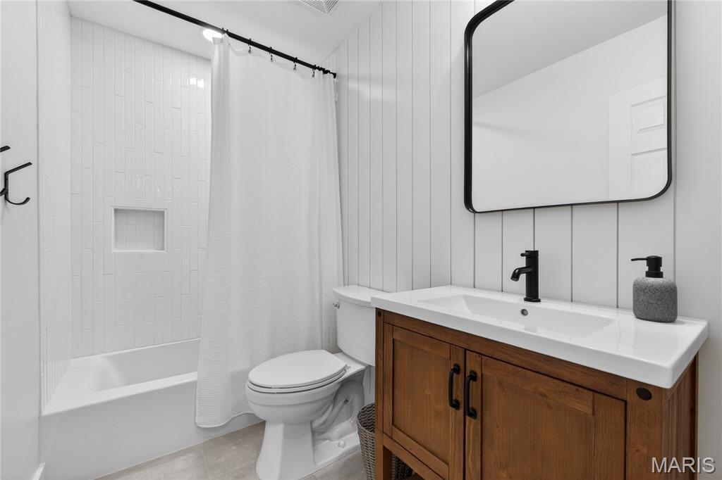 2549 Westglen Farms Drive