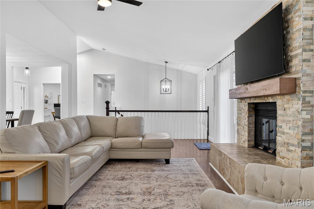 2549 Westglen Farms Drive