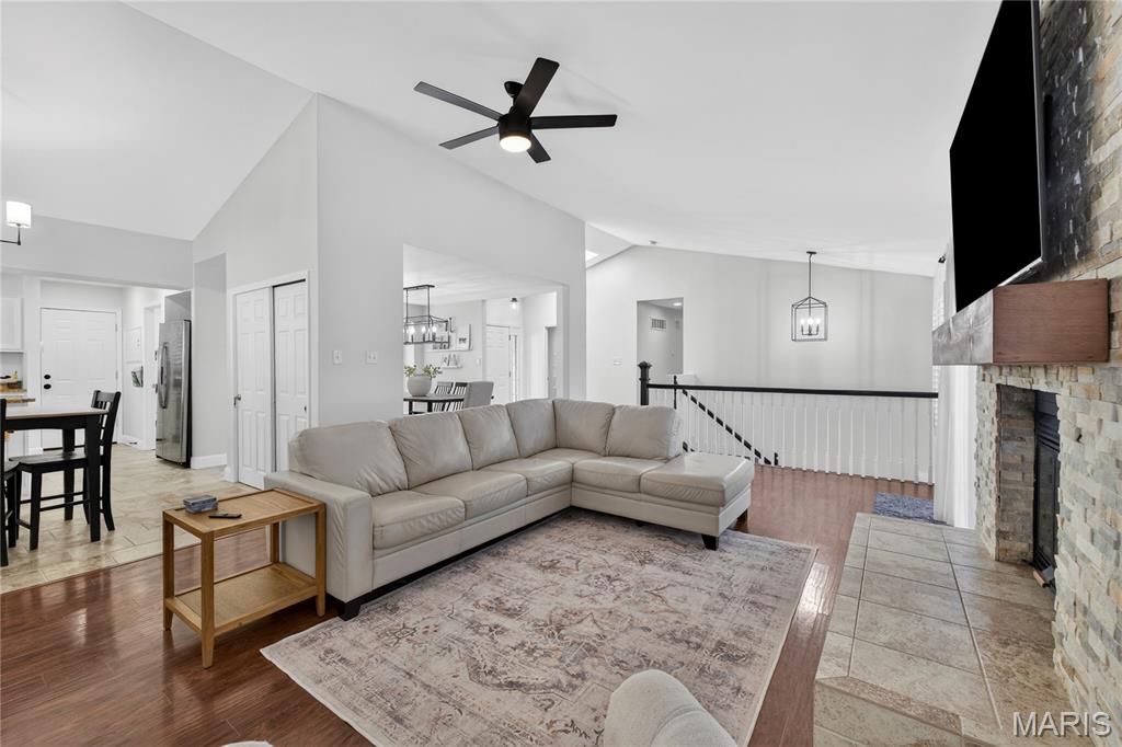 2549 Westglen Farms Drive