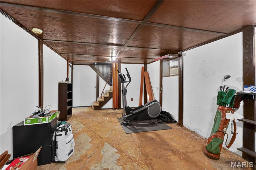 5241 Lindenwood Avenue