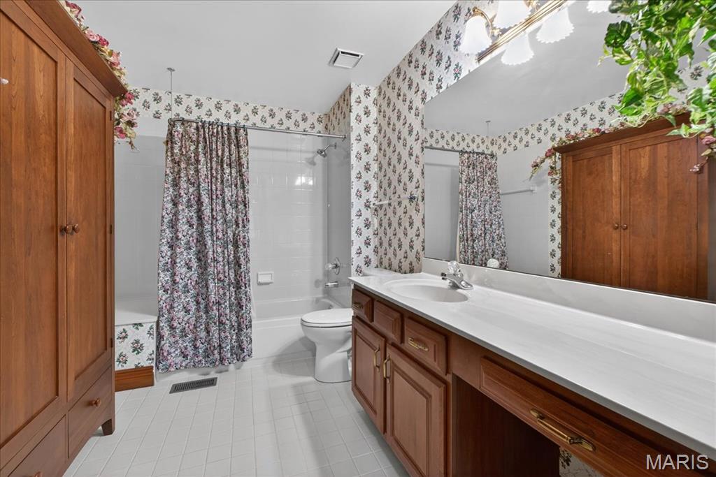 17602 Ailanthus Drive