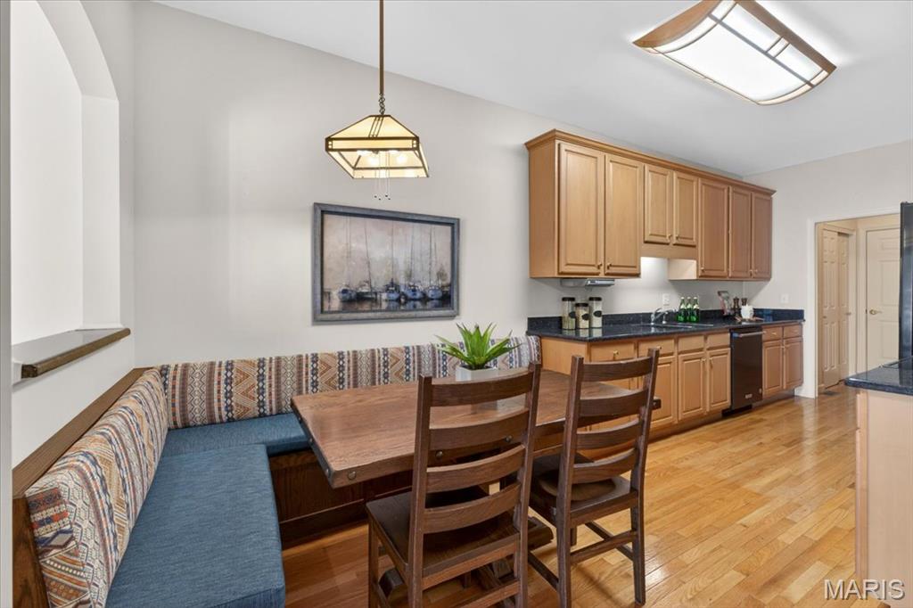 5105 Worthington Terrace Unit: 42