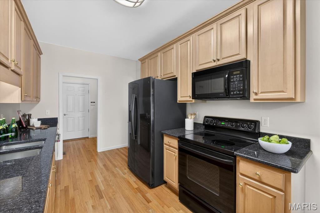 5105 Worthington Terrace Unit: 42