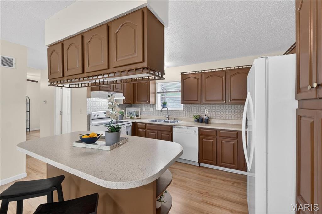 12228 Glenpark Drive