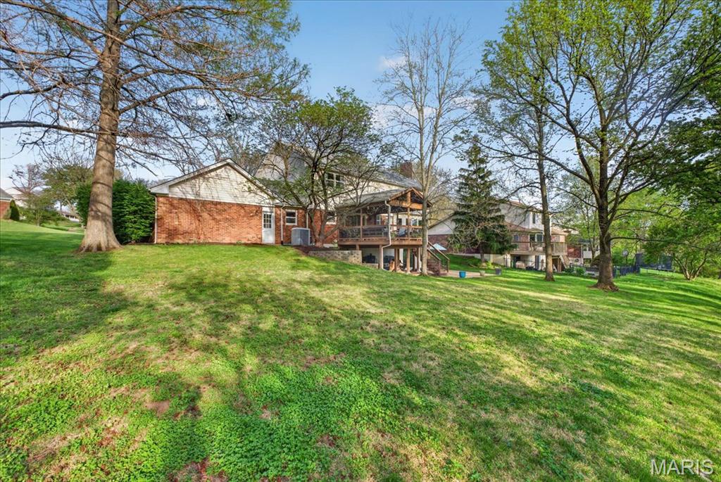 927 Baintree Lane