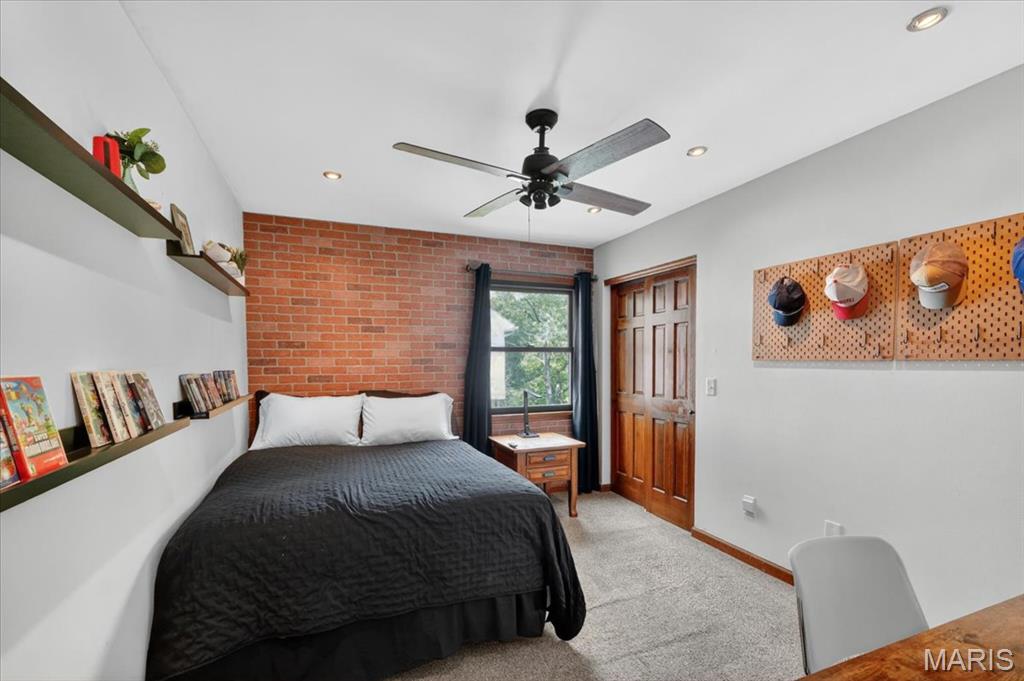 16630 Willow Glen Drive