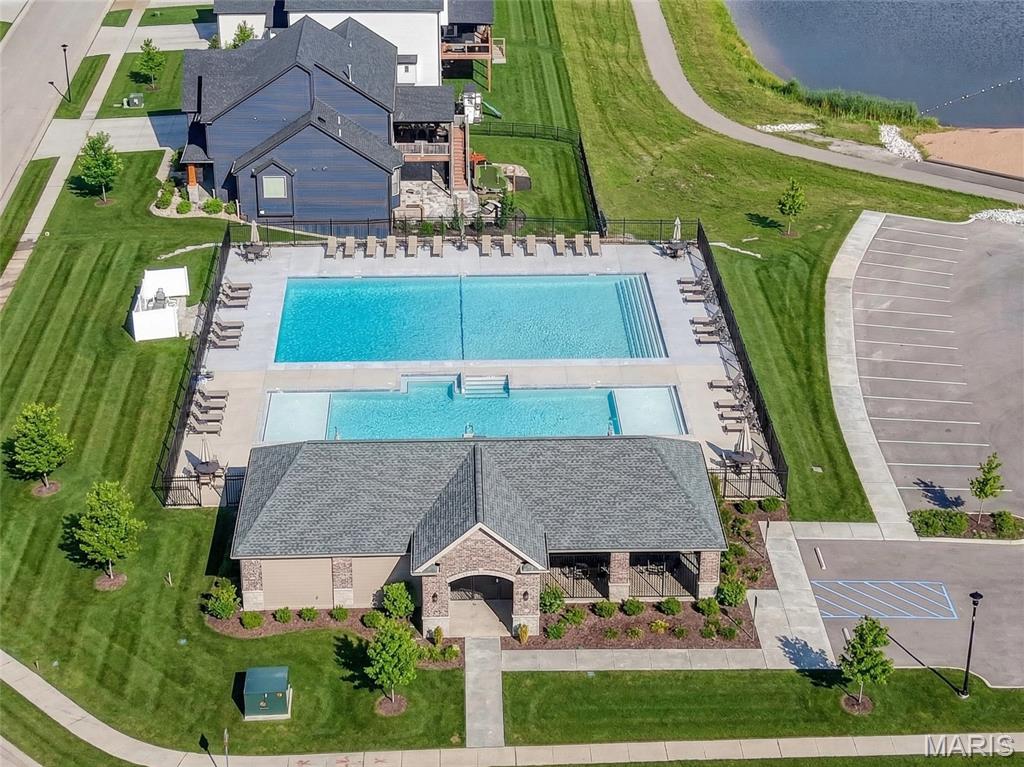 9038 Camino Trail