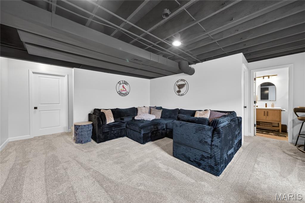 9038 Camino Trail