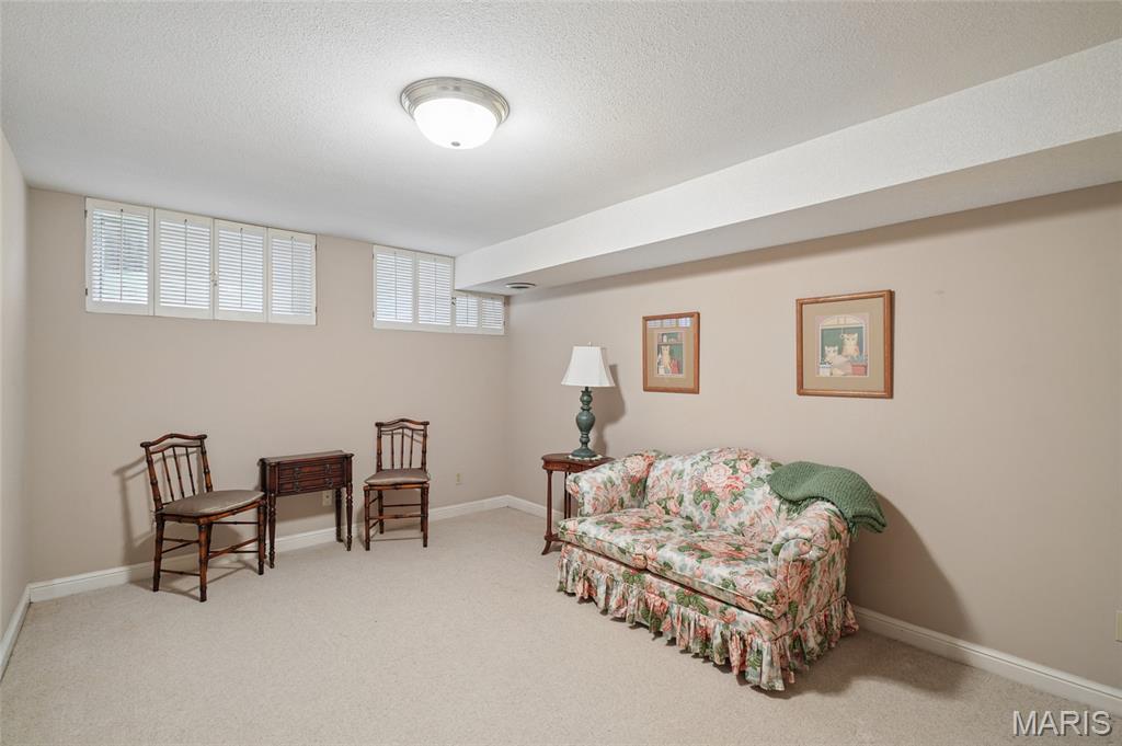 13302 Fairfield Circle Drive