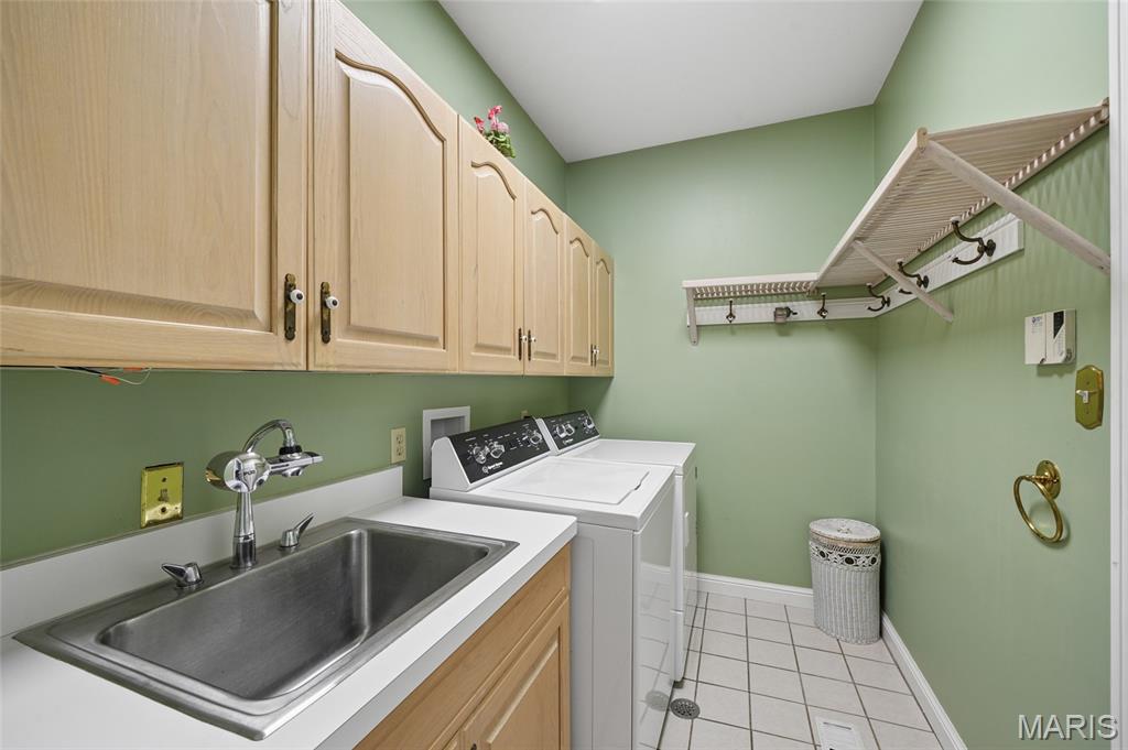 13302 Fairfield Circle Drive