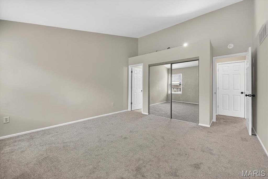 409 Hunters Crossing Court